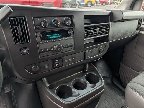 Used 2024 GMC Savana 2500 w/ Driver Convenience Package RWD image 25