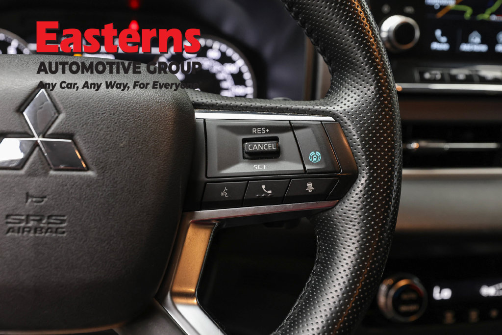 Used 2024 Mitsubishi Outlander SE FWD image 18