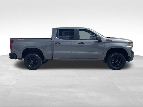 Used 2021 Chevrolet Silverado 1500 Custom Trail Boss AWD/4WD image 2