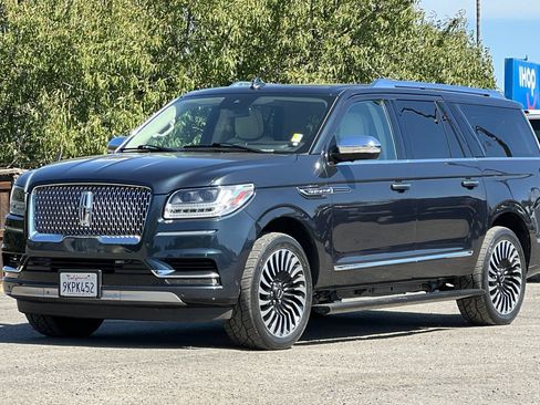Used 2021 Lincoln Navigator L Black Label AWD/4WD image 8