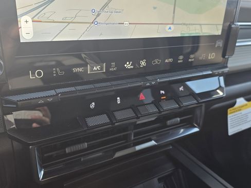 New 2026 GMC Hummer EV SUV image 17