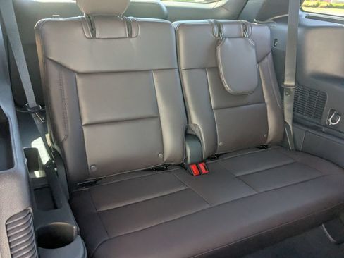 New 2026 Ford Explorer Platinum w/ LUX Leather Package AWD/4WD image 39