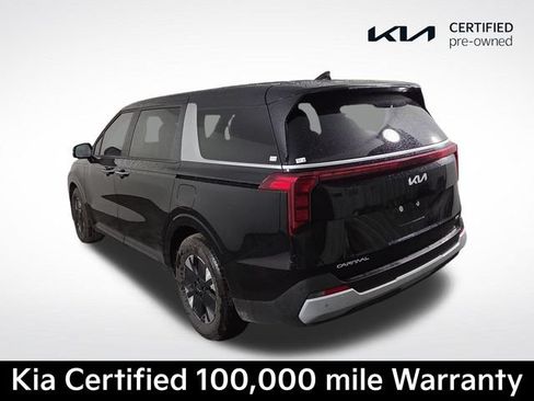 Certified 2026 Kia Carnival LXS FWD image 8