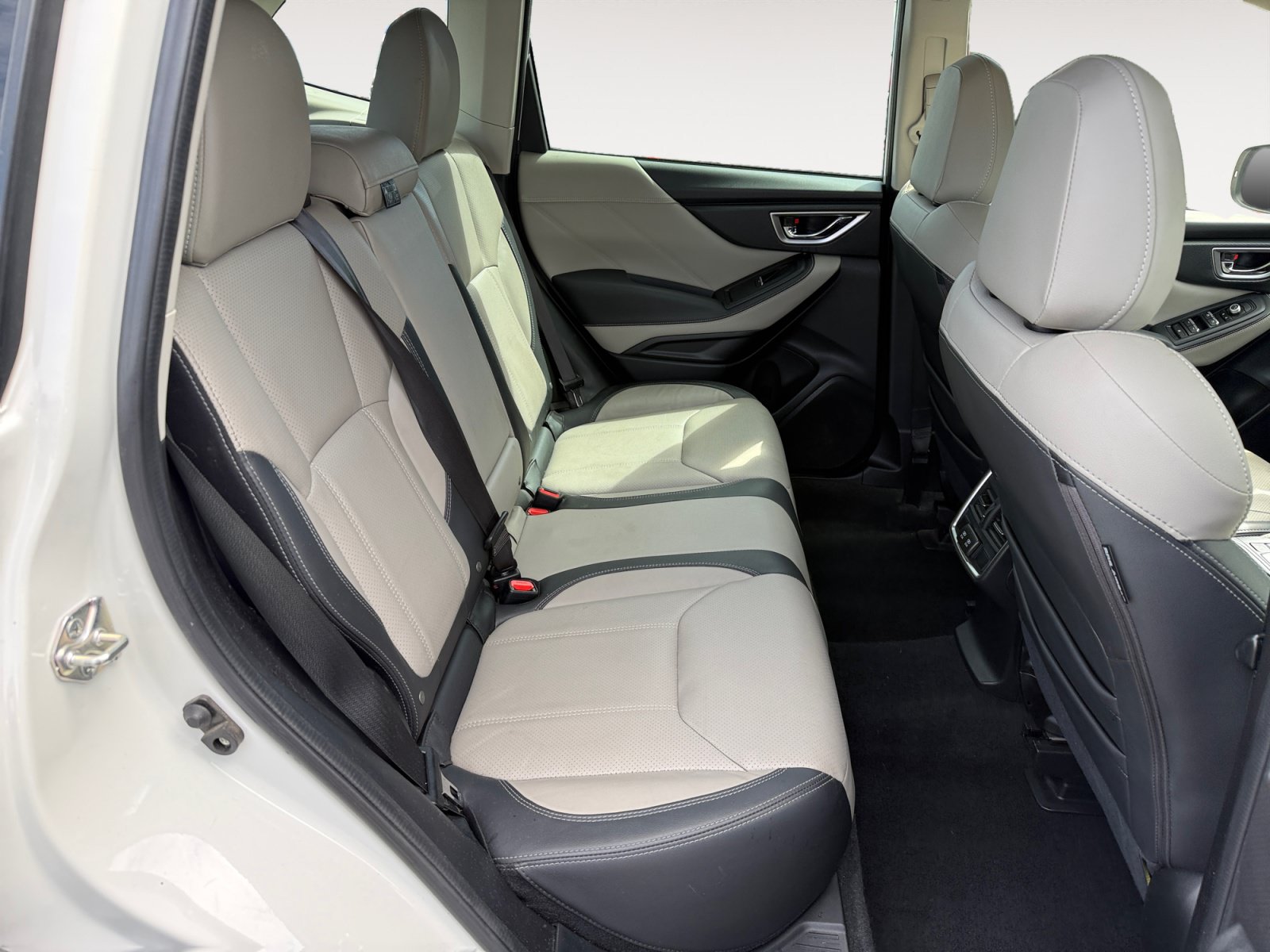 Used 2023 Subaru Forester Limited AWD/4WD image 18