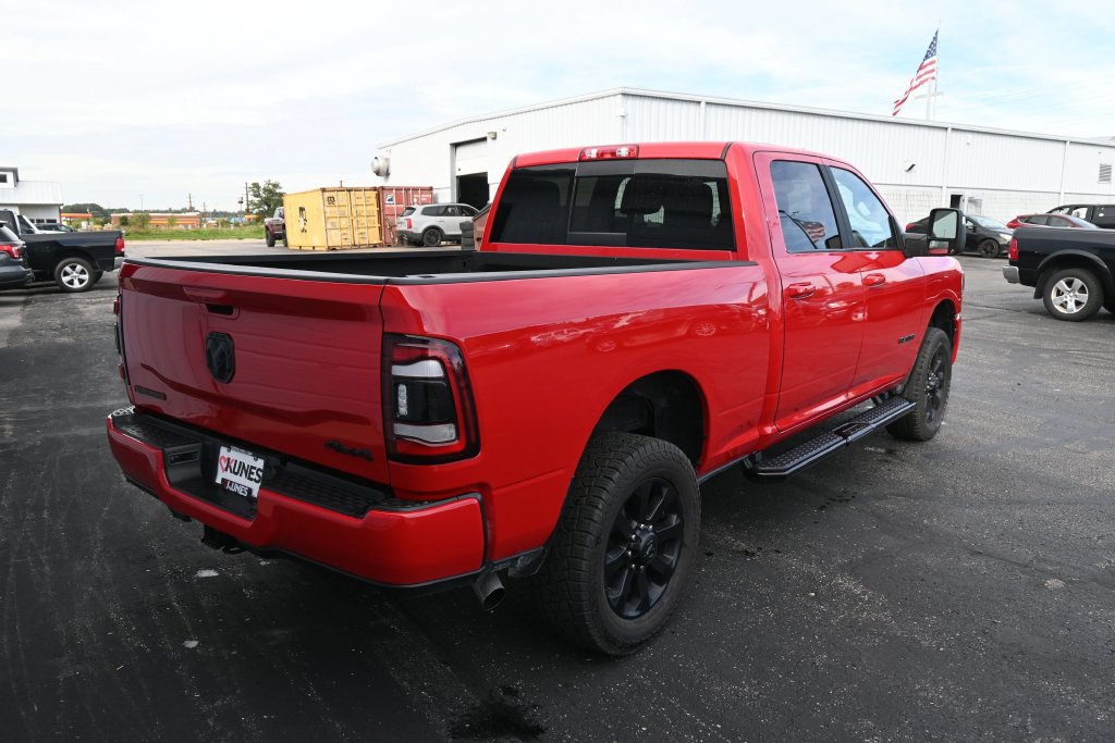 Used 2024 RAM 2500 Big Horn w/ Night Edition AWD/4WD image 11