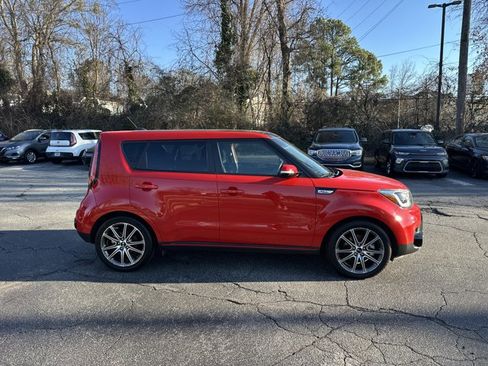 Used 2018 Kia Soul ! w/ Tech Package image 5