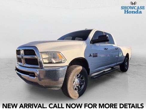 Used 2015 RAM 3500 SLT AWD/4WD image 2