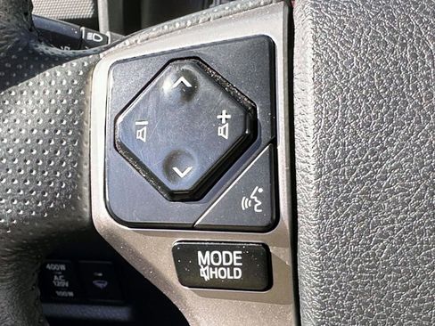 Used 2023 Toyota 4Runner Limited image 24