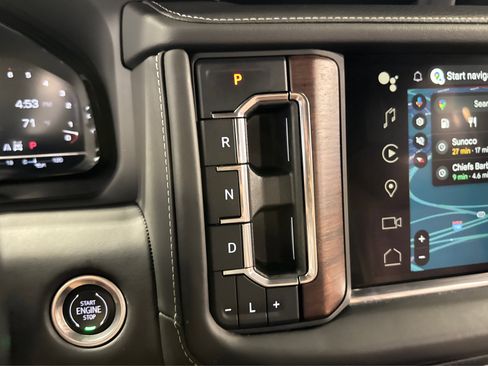 Used 2023 GMC Yukon Denali Ultimate image 34