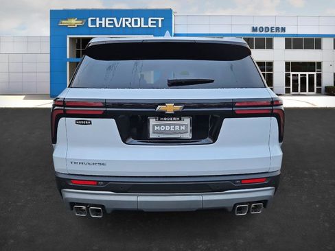 New 2026 Chevrolet Traverse LT image 4