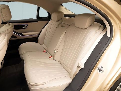 Used 2022 Mercedes-Benz S 500 4MATIC image 21