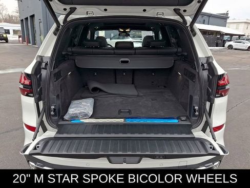 Used 2025 BMW X5 xDrive50e image 29