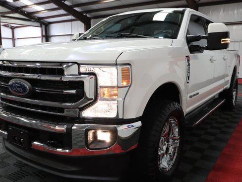 Used 2020 Ford F250 Lariat w/ Lariat Value Package AWD/4WD image 22