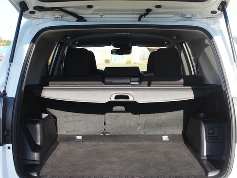 Used 2022 Toyota 4Runner TRD Off-Road image 6