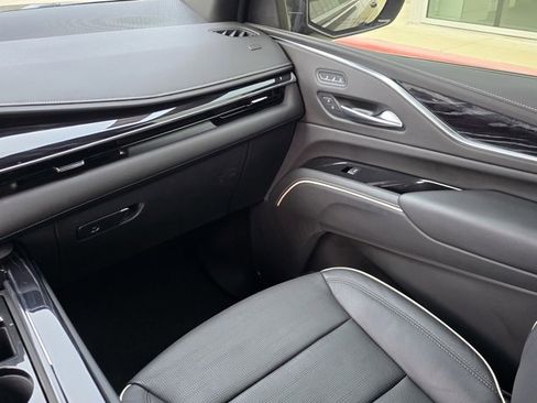 Used 2023 Cadillac Escalade Sport w/ LPO, ONYX Package image 22