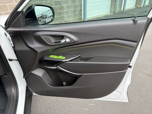 New 2026 Chevrolet Trax ACTIV w/ Sunroof Package image 37