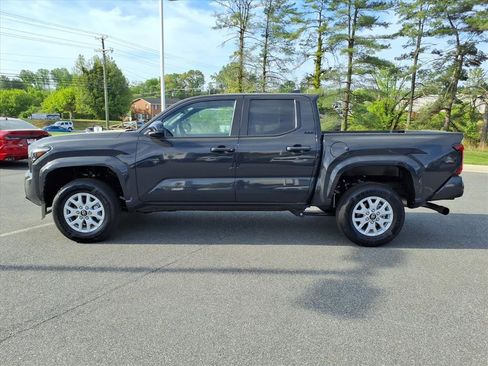 New 2026 Toyota Tacoma SR5 AWD/4WD image 6