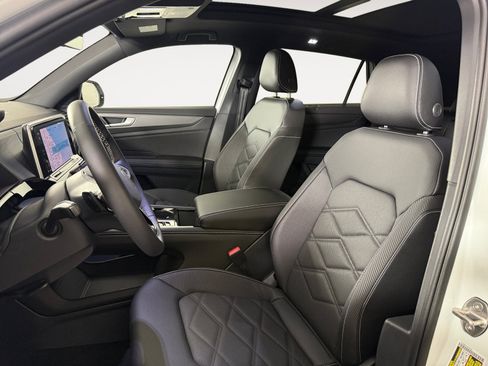New 2026 Volkswagen Atlas Cross Sport SE AWD/4WD image 7