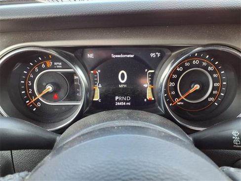 Used 2021 Jeep Wrangler Unlimited Sport image 11