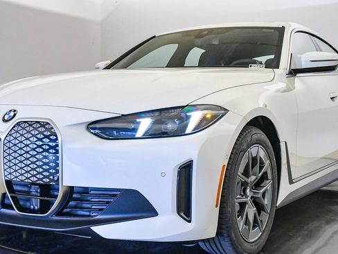 New 2026 BMW i4 eDrive40 w/ Premium Package image 9