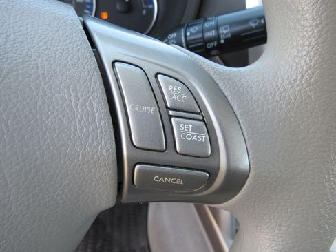 Used 2010 Subaru Forester 2.5X image 13