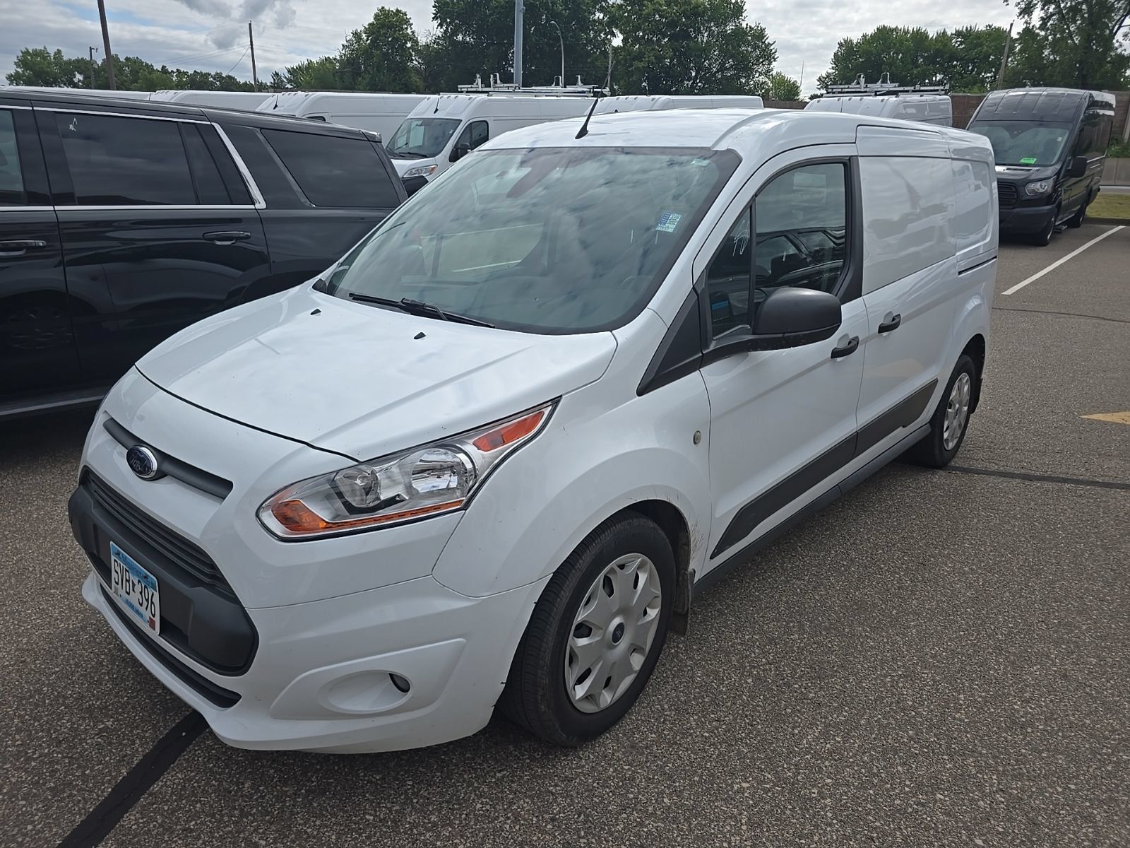 Used 2016 Ford Transit Connect XLT FWD image 2