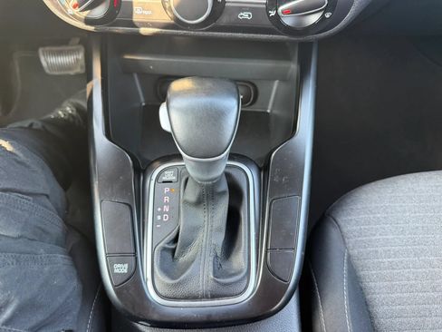 Used 2021 Kia Soul GT-Line FWD image 21
