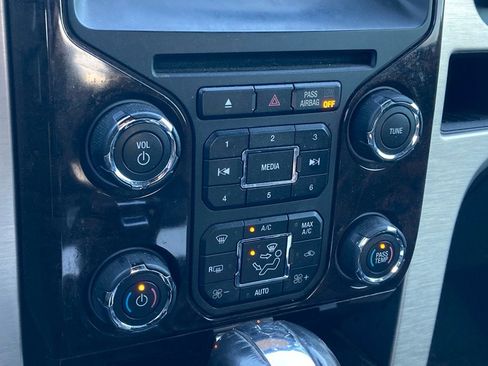 Used 2013 Ford F150 Platinum image 23