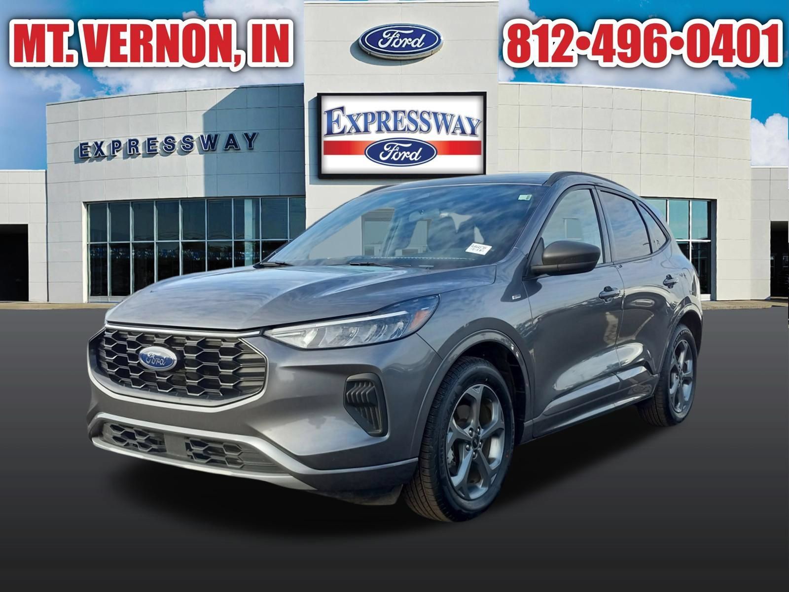 Used 2024 Ford Escape ST-Line w/ Cold Weather Package FWD image 3