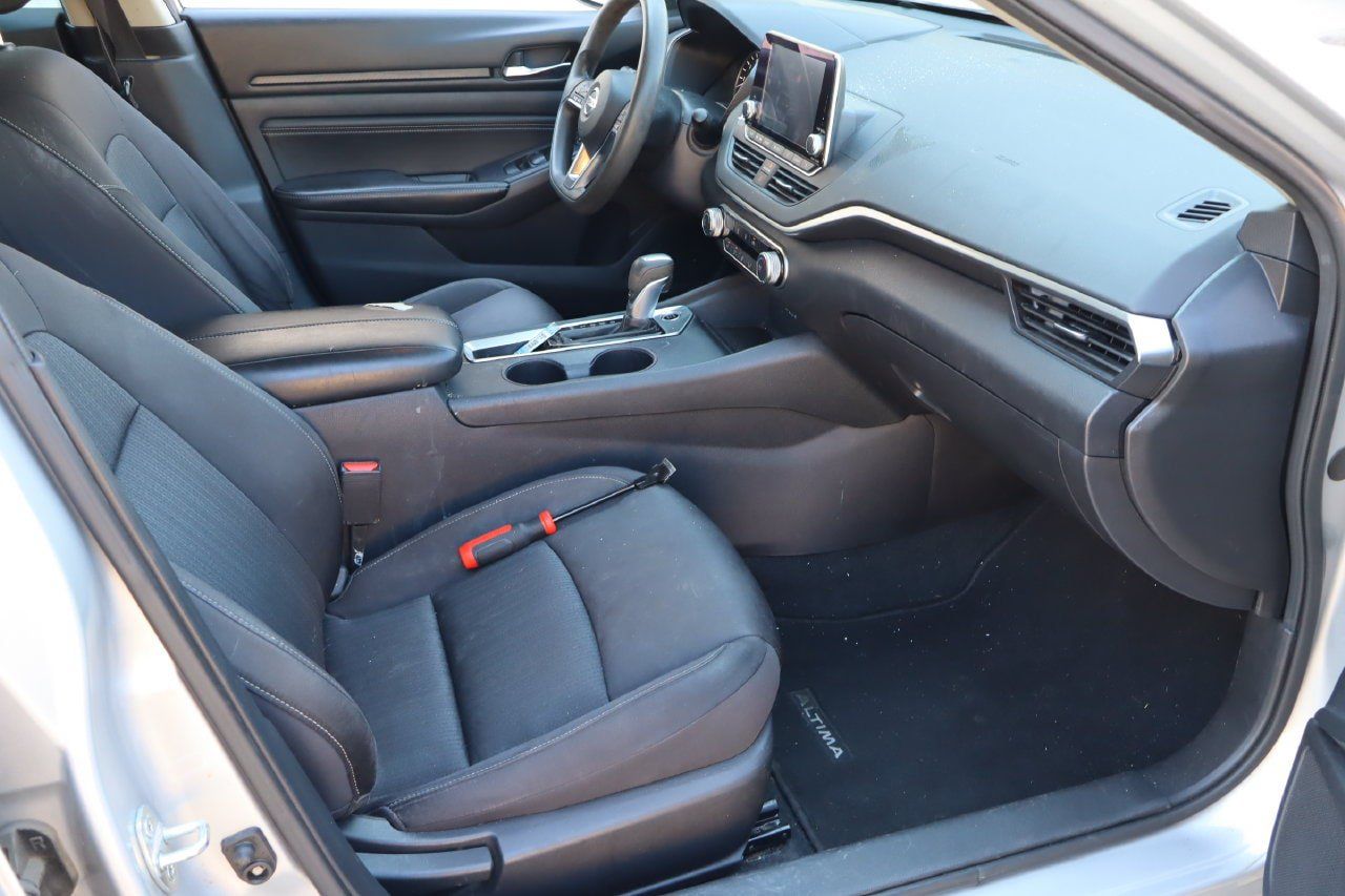 Used 2019 Nissan Altima 2.5 S FWD image 16
