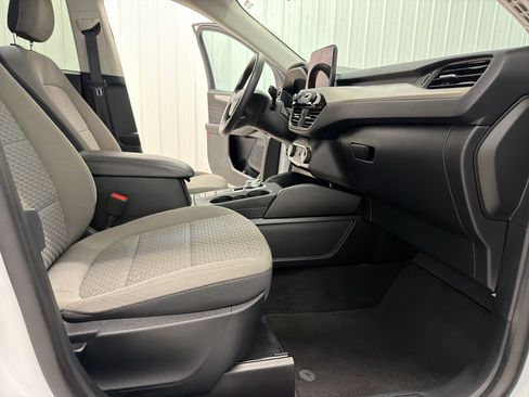 Used 2021 Ford Escape SE FWD image 31