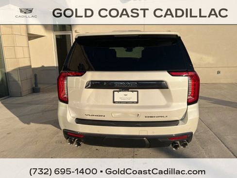 Used 2023 GMC Yukon Denali Ultimate image 3