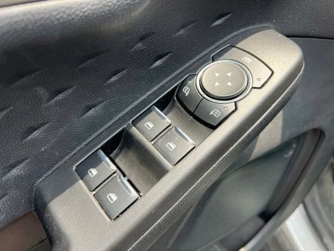 Used 2020 Ford Escape SE FWD image 26
