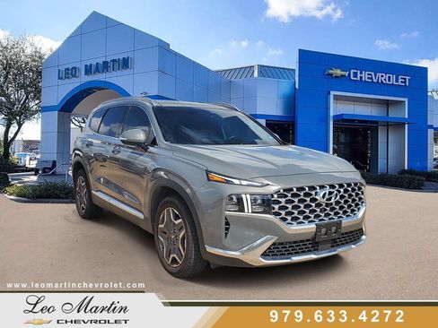 Used 2023 Hyundai Santa Fe Limited FWD image 2
