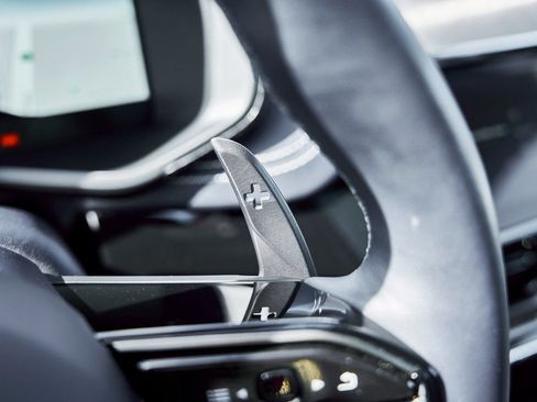 Used 2025 Aston Martin DBX 707 image 58