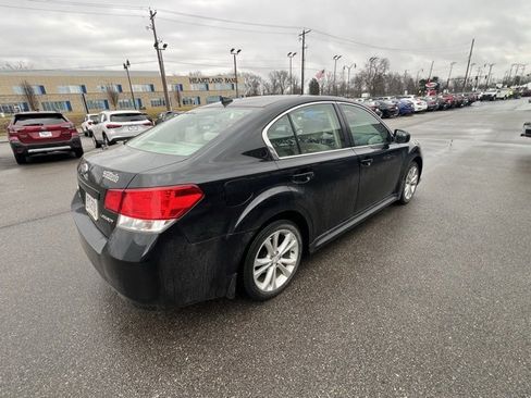 Used 2014 Subaru Legacy 2.5i Premium image 2
