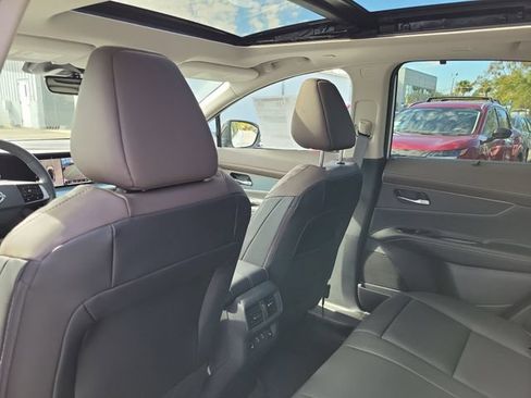 New 2026 Nissan Murano Platinum w/ Cargo Package AWD/4WD image 23