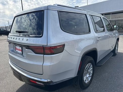 Used 2024 Jeep Wagoneer 4WD image 42