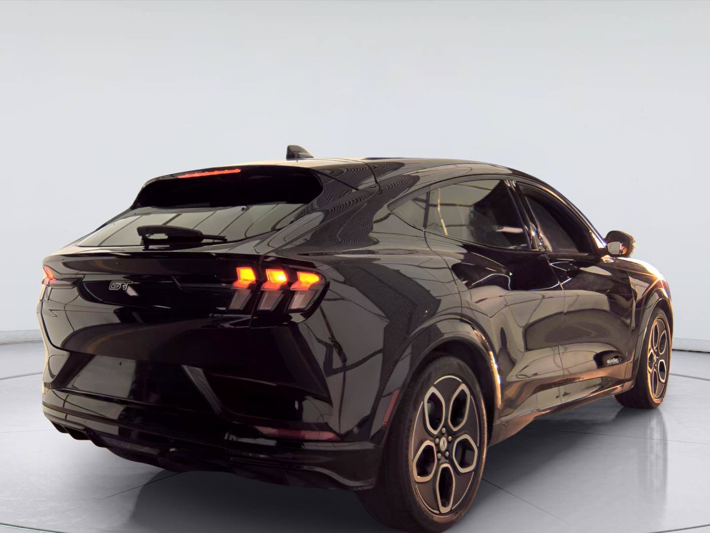 Used 2023 Ford Mustang Mach-E GT AWD/4WD image 3