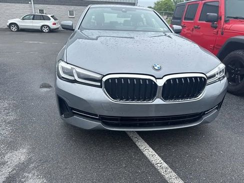 Used 2023 BMW 530i xDrive w/ Premium Package AWD/4WD image 3
