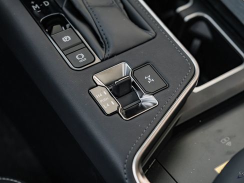 Used 2025 Lexus GX 550 image 43