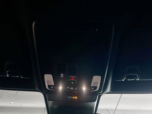 Used 2024 Honda Accord Sport image 19