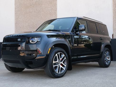 Used 2023 Land Rover Defender 110 X image 5