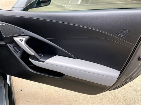 Used 2016 Chevrolet Corvette Stingray Coupe w/ 2LT Preferred Equipment Group image 23