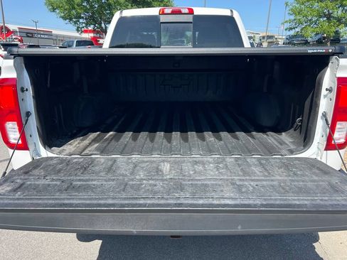 Used 2018 Chevrolet Silverado 1500 High Country AWD/4WD image 23