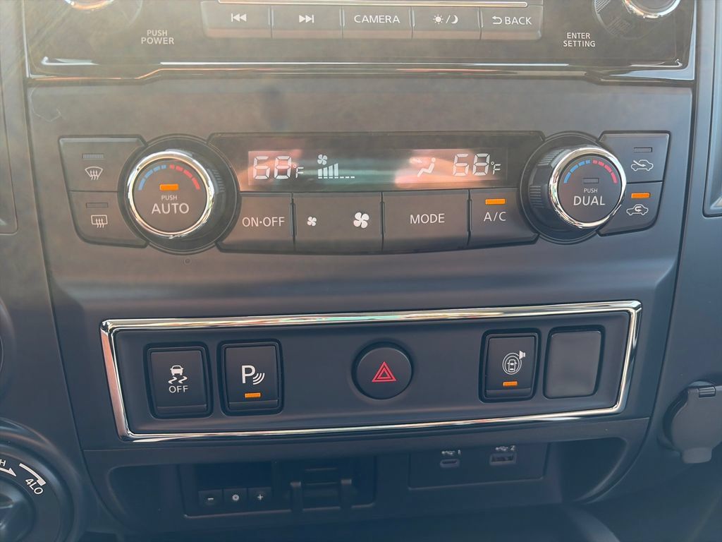 Certified 2024 Nissan Titan SV w/ SV Convenience Package AWD/4WD image 19