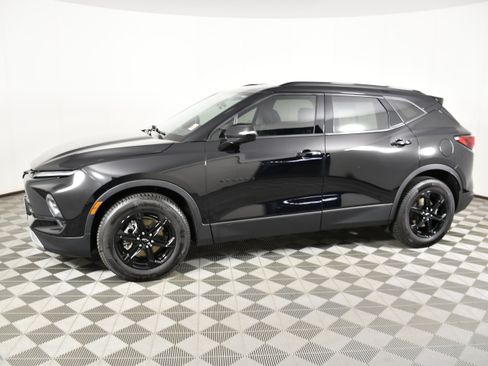 Used 2023 Chevrolet Blazer LT w/ Midnight/Sport Edition AWD/4WD image 9