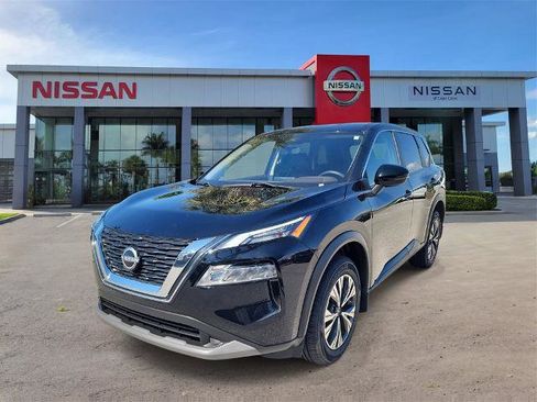 Certified 2022 Nissan Rogue SV image 10