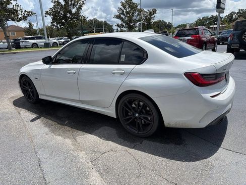 Used 2022 BMW 330e xDrive w/ M Sport Package AWD/4WD image 3