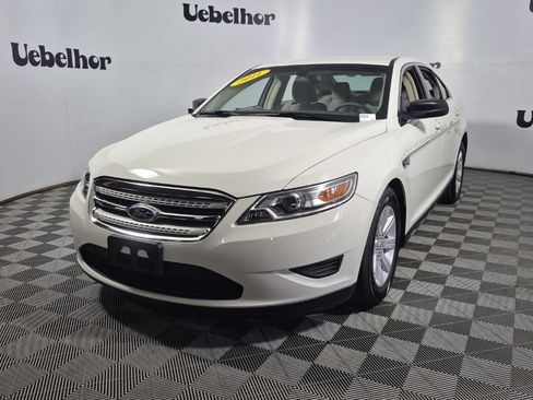 Used 2011 Ford Taurus SE FWD image 3
